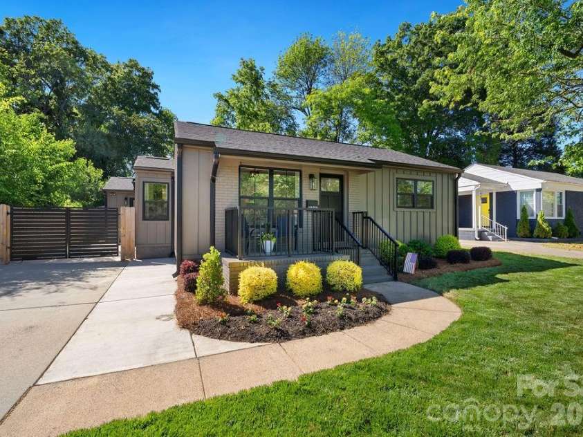 1939 Academy Street, Charlotte, NC 28205.  MLS# CAR4376177, YatesRealty ID 24770. Front