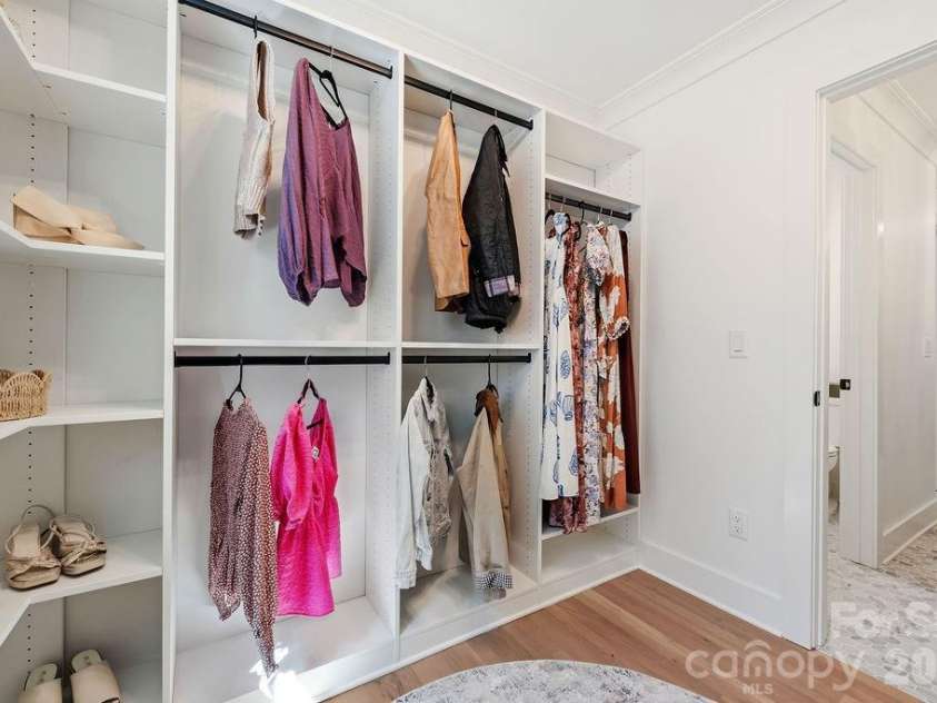 1939 Academy Street, Charlotte, NC 28205.  MLS# CAR4376177, YatesRealty ID 24770. Upgraded closet system