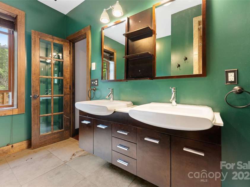 731 Old Fort Road, Fairview, NC 28730.  MLS# CAR4235142, YatesRealty ID 24773. 