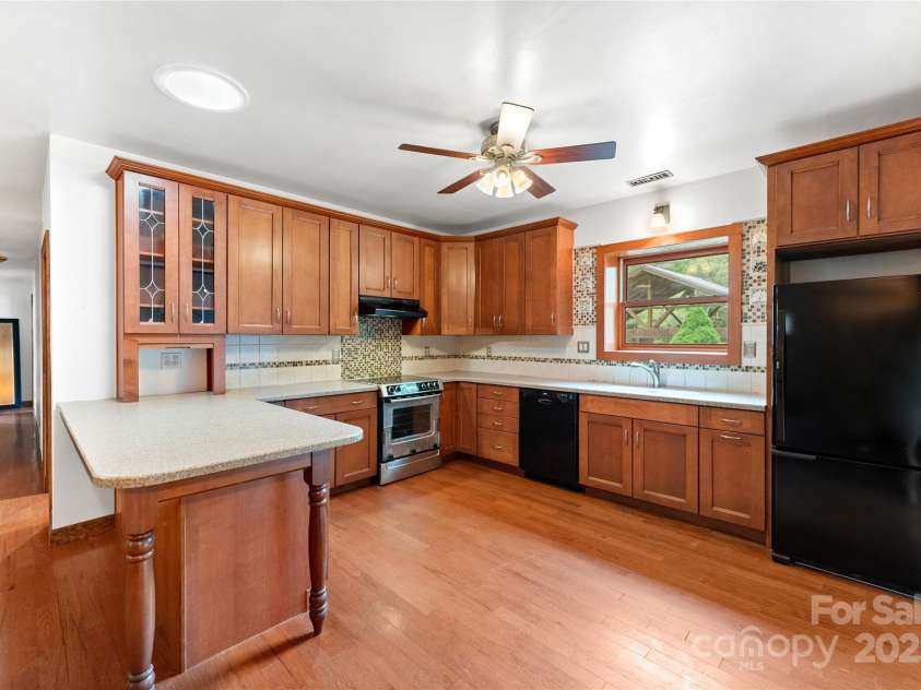 731 Old Fort Road, Fairview, NC 28730.  MLS# CAR4235142, YatesRealty ID 24773. 