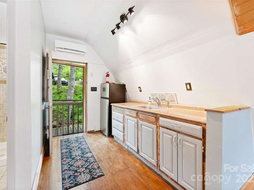 731 Old Fort Road, Fairview, NC 28730.  MLS# CAR4235142, YatesRealty ID 24773. 