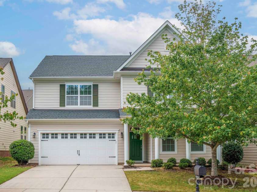 127 Blossom Ridge Drive, Mooresville, NC 28117.  MLS# CAR4380394, YatesRealty ID 24774. 