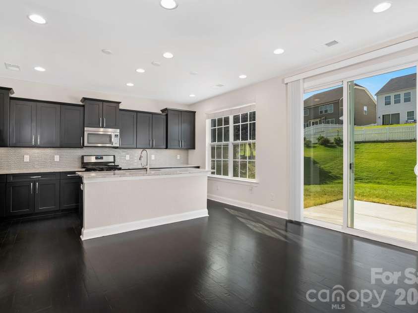 127 Blossom Ridge Drive, Mooresville, NC 28117.  MLS# CAR4380394, YatesRealty ID 24774. 