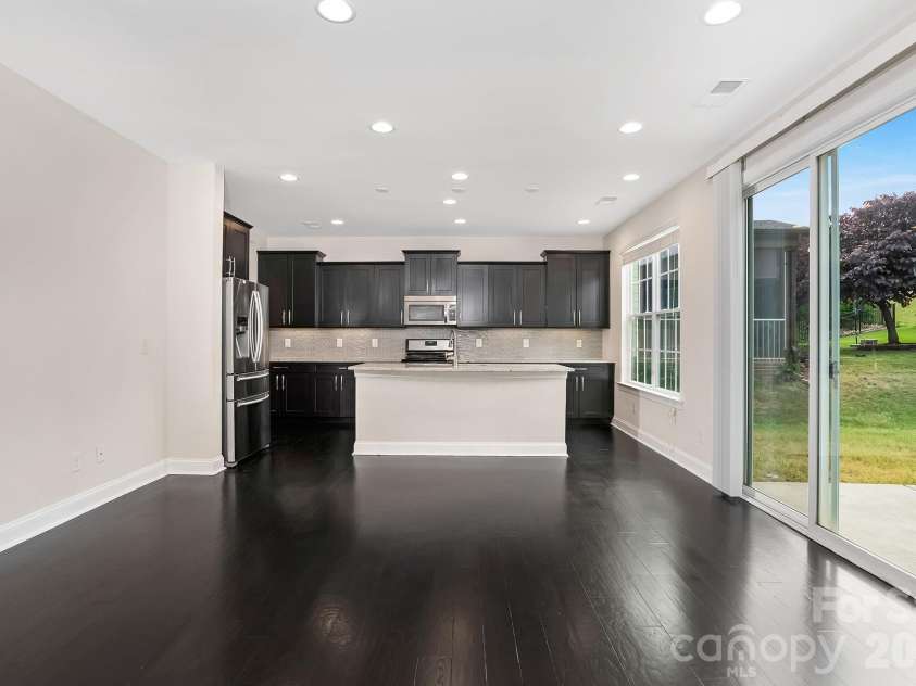 127 Blossom Ridge Drive, Mooresville, NC 28117.  MLS# CAR4380394, YatesRealty ID 24774. 