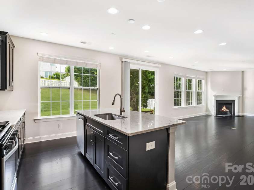 127 Blossom Ridge Drive, Mooresville, NC 28117.  MLS# CAR4380394, YatesRealty ID 24774. 