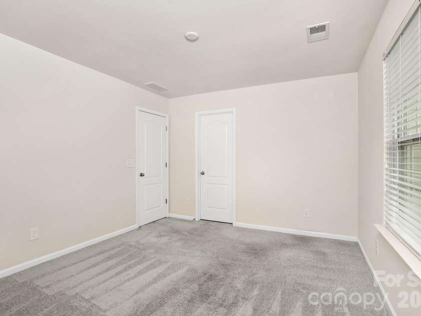 127 Blossom Ridge Drive, Mooresville, NC 28117.  MLS# CAR4380394, YatesRealty ID 24774. 