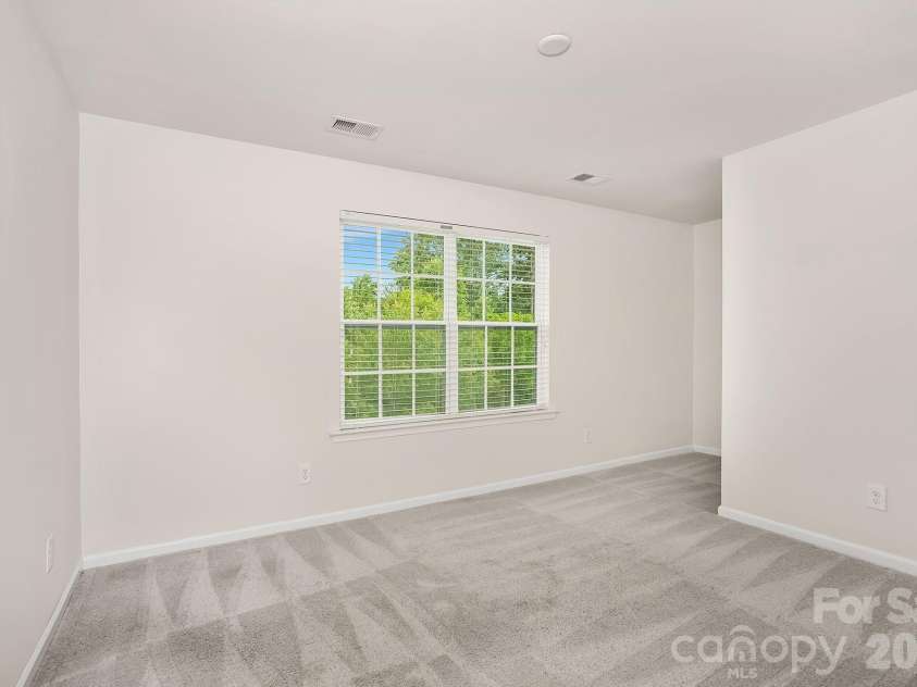 127 Blossom Ridge Drive, Mooresville, NC 28117.  MLS# CAR4380394, YatesRealty ID 24774. 