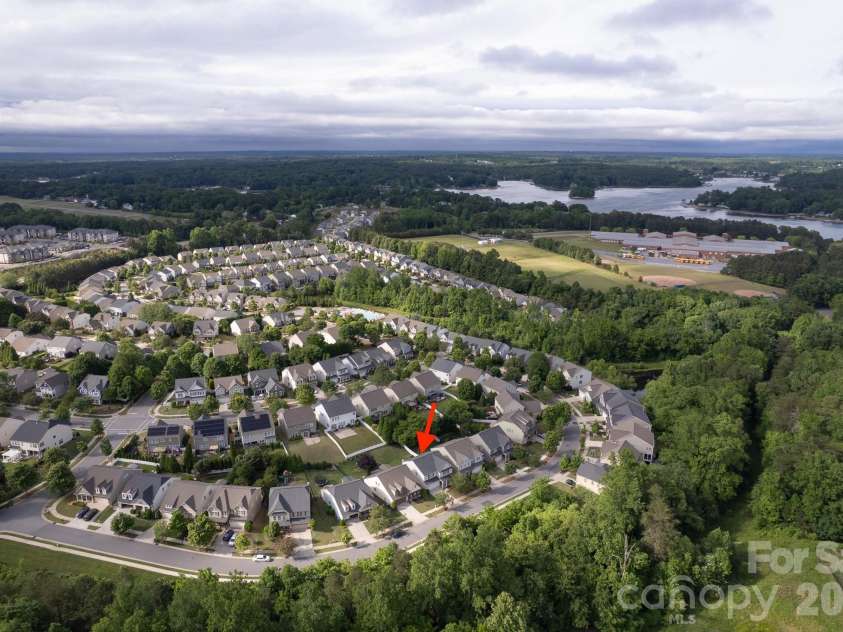 127 Blossom Ridge Drive, Mooresville, NC 28117.  MLS# CAR4380394, YatesRealty ID 24774. 