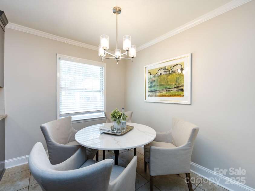 6922 Woodstock Drive, Charlotte, NC 28210.  MLS# CAR4255586, YatesRealty ID 24774. 