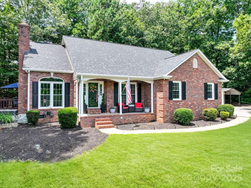 132 General Pemberton Street, Stanley, NC 28164.  MLS# CAR4275796, YatesRealty ID 24775. 