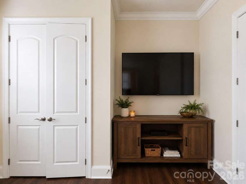 1719 Emory Oak Drive, Charlotte, NC 28270.  MLS# CAR4379613, YatesRealty ID 24775. Guest room Virtual staging