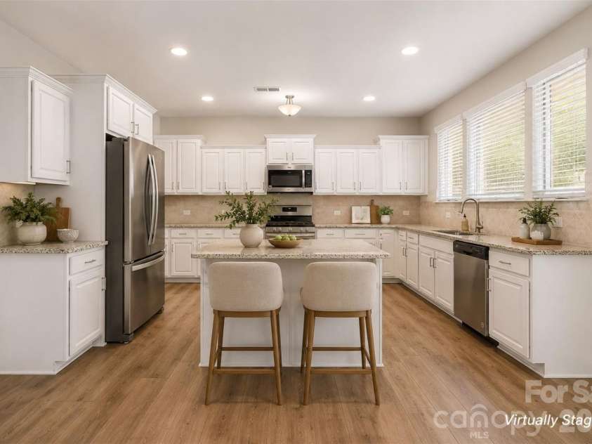 2120 Katie Alice Circle, Waxhaw, NC 28173.  MLS# CAR4381864, YatesRealty ID 24776. 