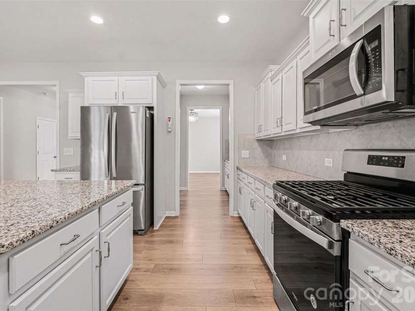 2120 Katie Alice Circle, Waxhaw, NC 28173.  MLS# CAR4381864, YatesRealty ID 24776. 