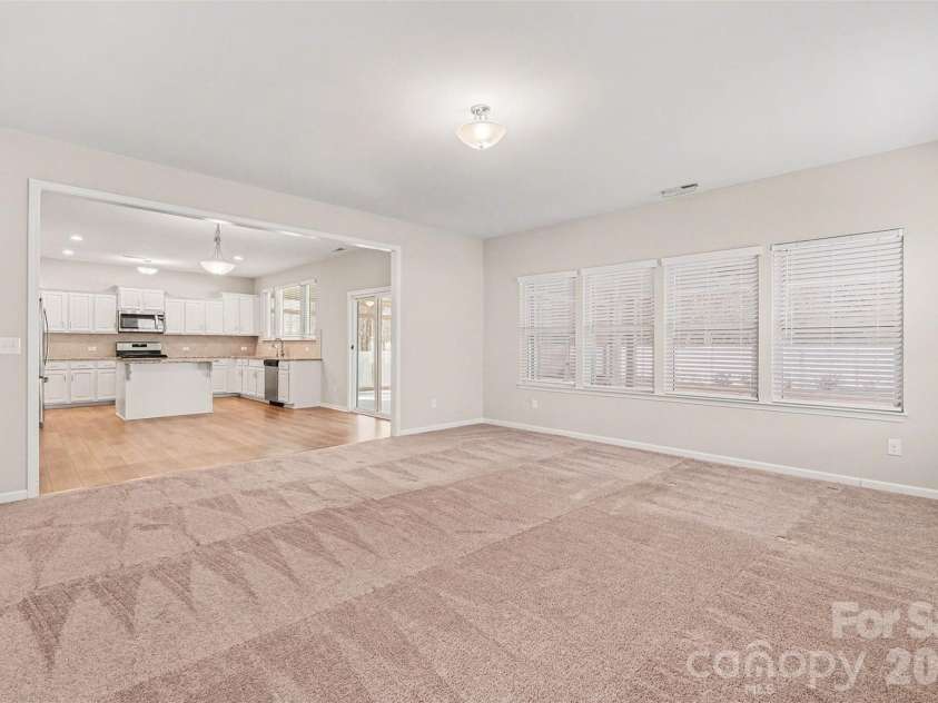 2120 Katie Alice Circle, Waxhaw, NC 28173.  MLS# CAR4381864, YatesRealty ID 24776. 