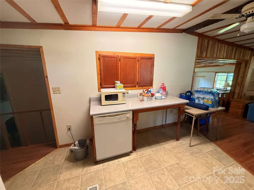 370 Miracle Drive, Salisbury, NC 28146.  MLS# CAR4271491, YatesRealty ID 24777. 