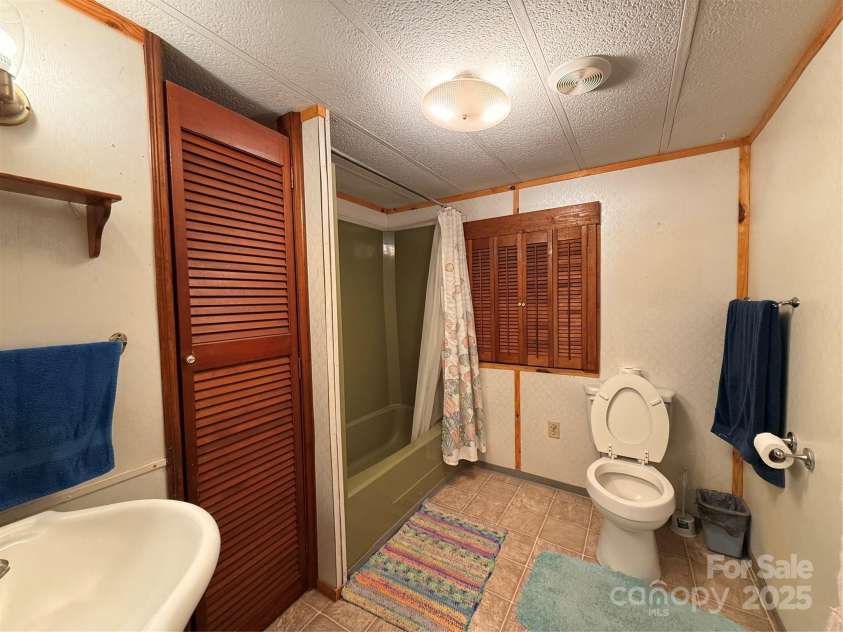 370 Miracle Drive, Salisbury, NC 28146.  MLS# CAR4271491, YatesRealty ID 24777. 