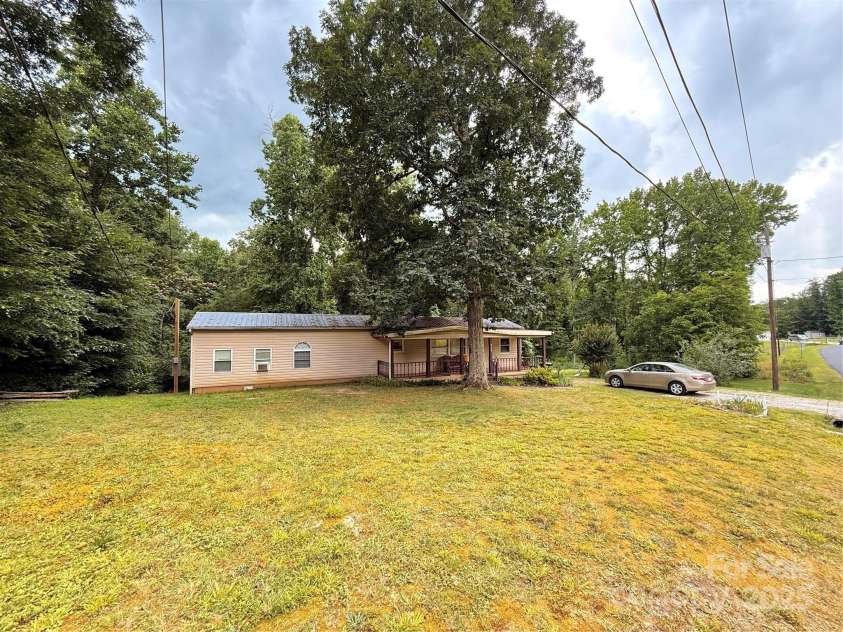 370 Miracle Drive, Salisbury, NC 28146.  MLS# CAR4271491, YatesRealty ID 24777. 