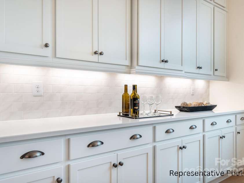 1059 Sage Pine Circle, Clover, SC 29710.  MLS# CAR4267018, YatesRealty ID 24778. 