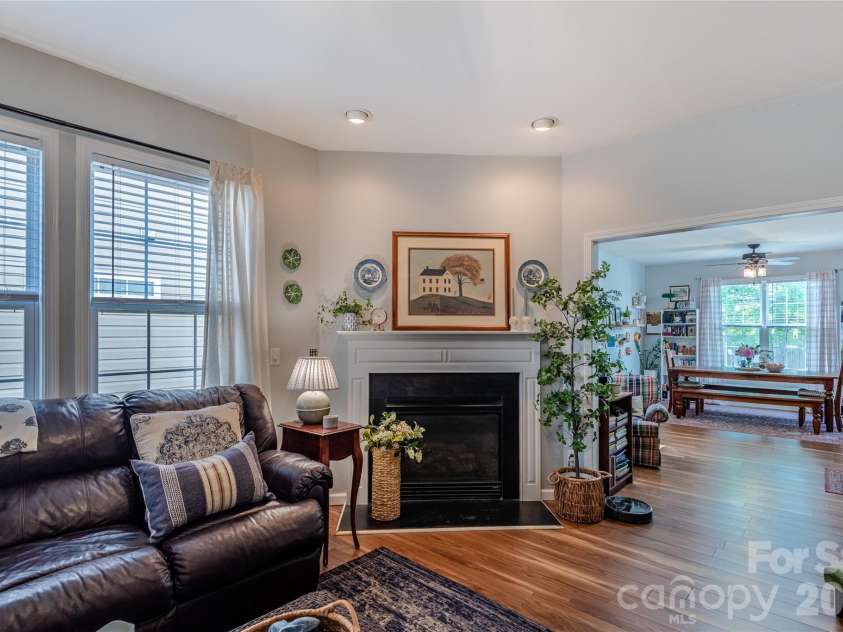 27 Chowan Drive, Fletcher, NC 28732.  MLS# CAR4378880, YatesRealty ID 24778. 