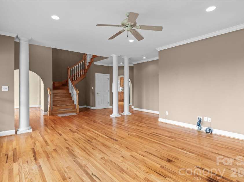 1148 Town N Country Drive, Wilkesboro, NC 28697.  MLS# CAR4334667, YatesRealty ID 2478. 