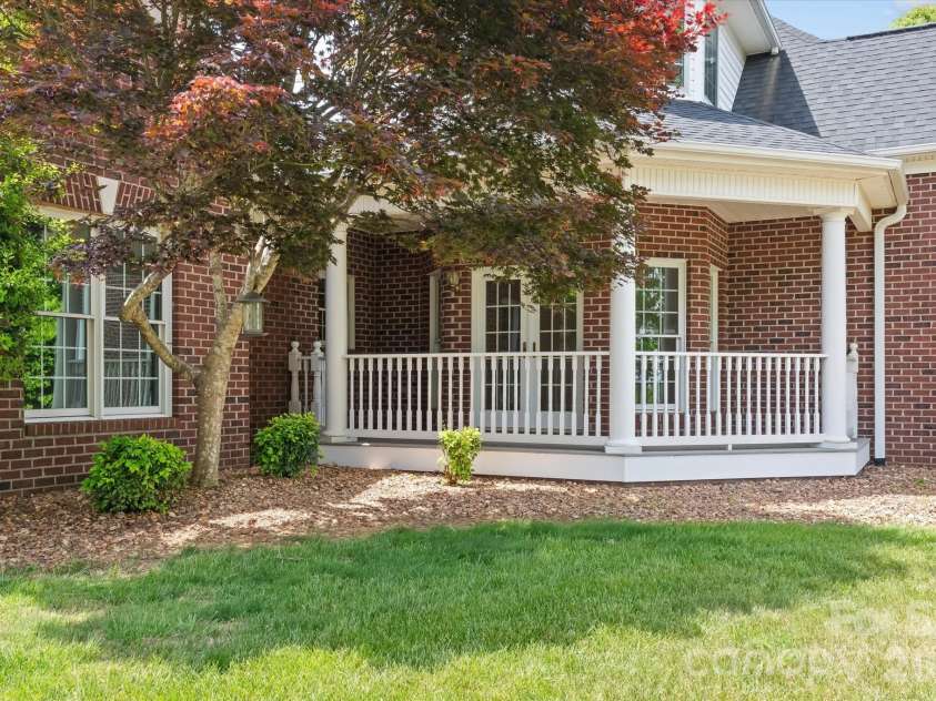 1148 Town N Country Drive, Wilkesboro, NC 28697.  MLS# CAR4334667, YatesRealty ID 2478. 