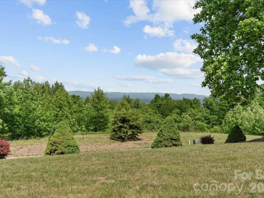 1148 Town N Country Drive, Wilkesboro, NC 28697.  MLS# CAR4334667, YatesRealty ID 2478. 