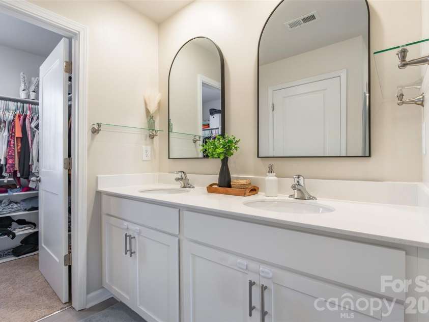 224 Final Stretch Lane, Clover, SC 29710.  MLS# CAR4330731, YatesRealty ID 2478. 