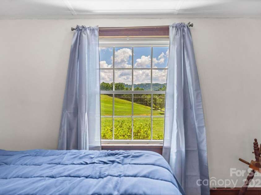 5215 Double Island Road, Green Mountain, NC 28740.  MLS# CAR4278346, YatesRealty ID 24780. 