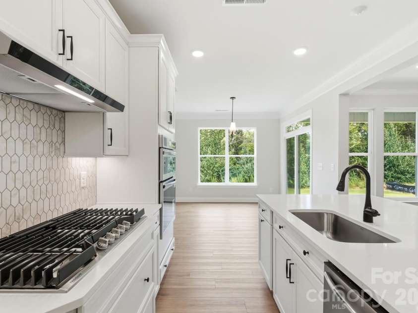 3070 Constitution Lane, Gastonia, NC 28056.  MLS# CAR4322821, YatesRealty ID 24781. Kitchen