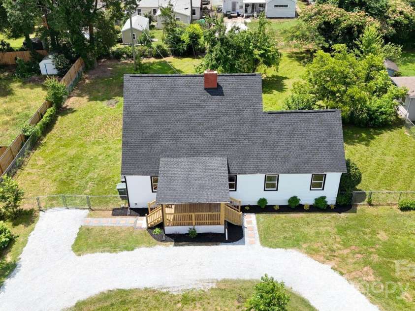 307 Sunset Drive, Monroe, NC 28112.  MLS# CAR4269503, YatesRealty ID 24783. Circular Driveway