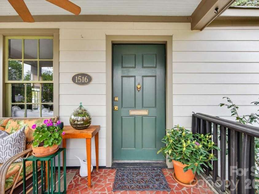 1516 Matheson Avenue, Charlotte, NC 28205.  MLS# CAR4363341, YatesRealty ID 24784. 