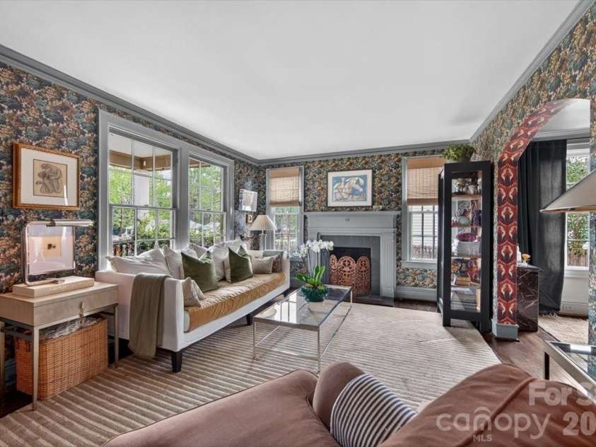 1516 Matheson Avenue, Charlotte, NC 28205.  MLS# CAR4363341, YatesRealty ID 24784. 