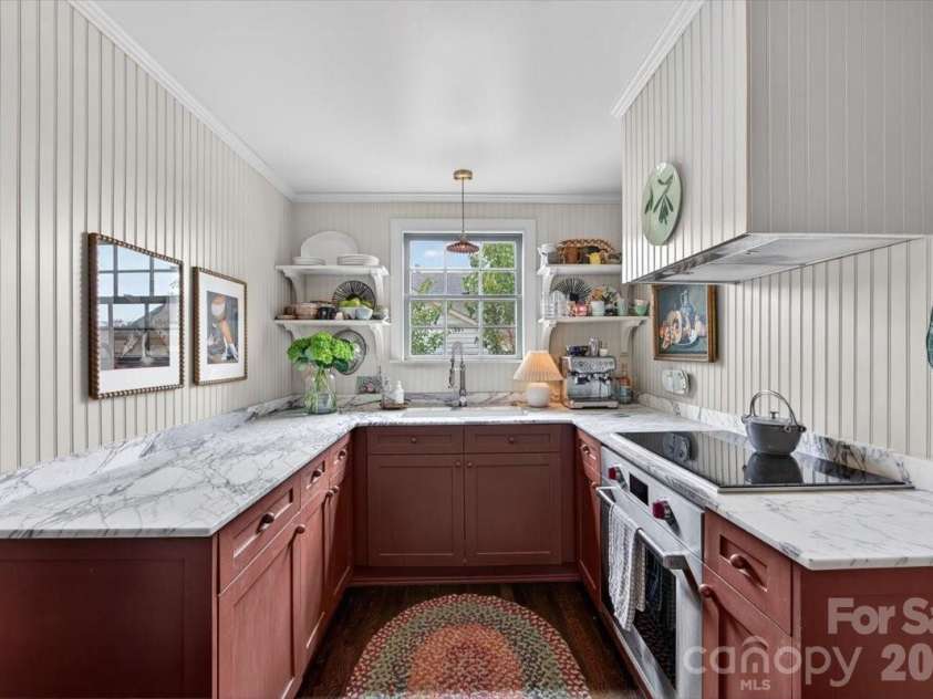 1516 Matheson Avenue, Charlotte, NC 28205.  MLS# CAR4363341, YatesRealty ID 24784. 