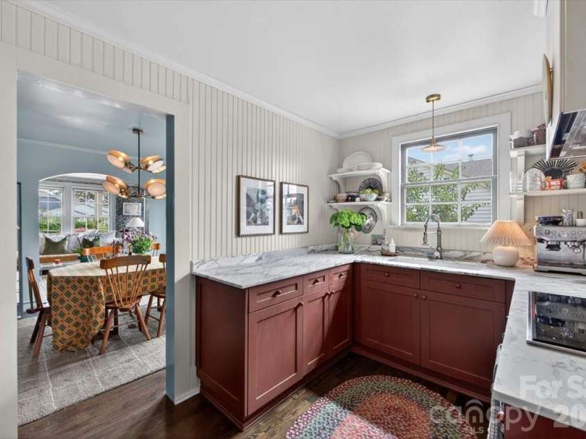 1516 Matheson Avenue, Charlotte, NC 28205.  MLS# CAR4363341, YatesRealty ID 24784. 