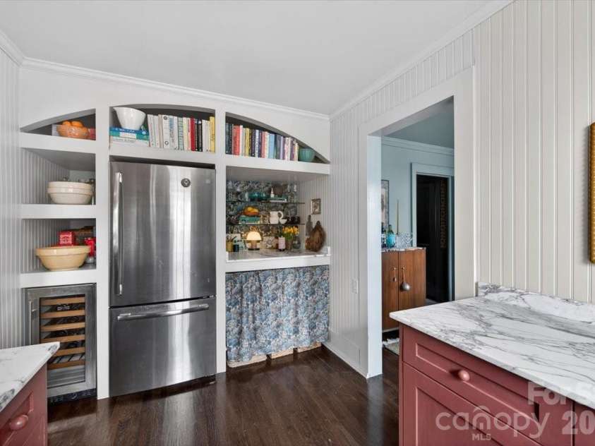 1516 Matheson Avenue, Charlotte, NC 28205.  MLS# CAR4363341, YatesRealty ID 24784. 