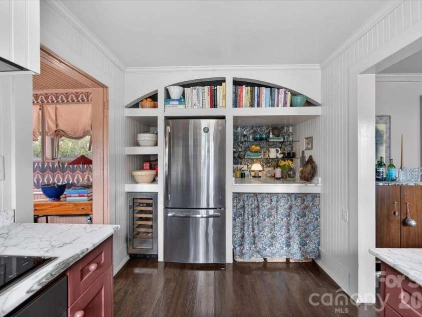 1516 Matheson Avenue, Charlotte, NC 28205.  MLS# CAR4363341, YatesRealty ID 24784. 