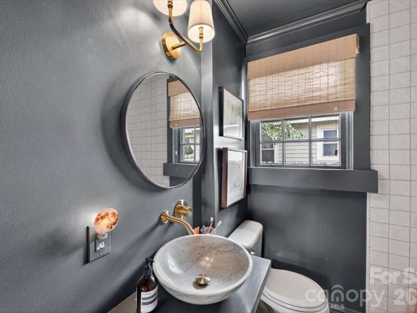 1516 Matheson Avenue, Charlotte, NC 28205.  MLS# CAR4363341, YatesRealty ID 24784. 