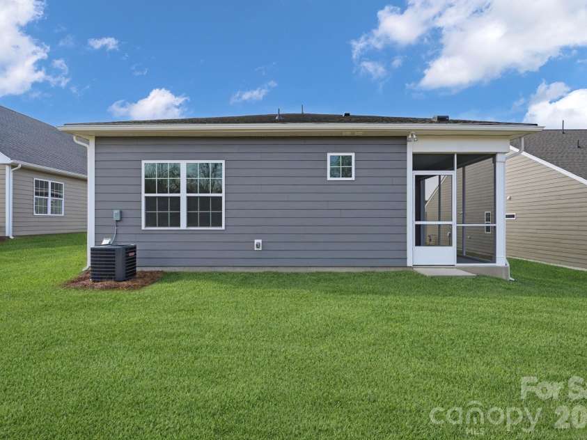 7624 Cotton Crest Lane, Lancaster, SC 29720.  MLS# CAR4368550, YatesRealty ID 24785. 