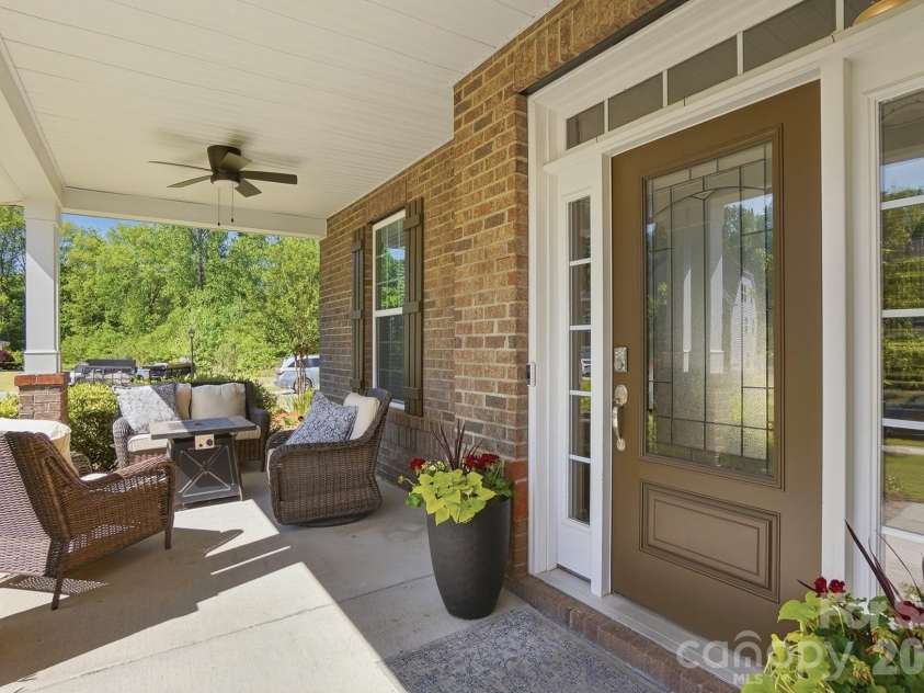 1989 Topaz Plaza, Davidson, NC 28036.  MLS# CAR4373611, YatesRealty ID 24786. Front Porch & Entry