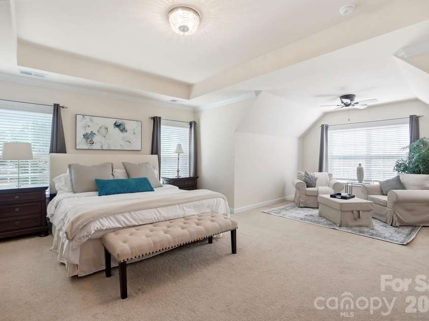 1989 Topaz Plaza, Davidson, NC 28036.  MLS# CAR4373611, YatesRealty ID 24786. Primary Suite - Bedroom