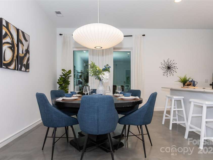 2107 Trade Street, Charlotte, NC 28216.  MLS# CAR4271767, YatesRealty ID 24789. 