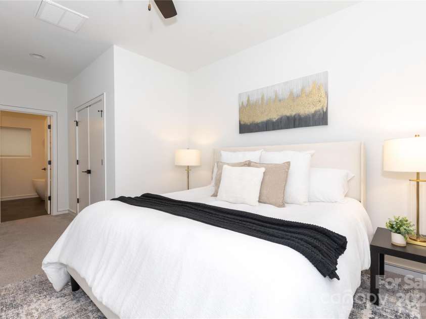 2107 Trade Street, Charlotte, NC 28216.  MLS# CAR4271767, YatesRealty ID 24789. Primary Bedroom