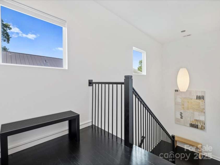 2107 Trade Street, Charlotte, NC 28216.  MLS# CAR4302597, YatesRealty ID 24789. 