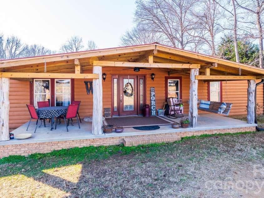 11443 Mooresville Road, Davidson, NC 28036.  MLS# CAR4329658, YatesRealty ID 2479. 