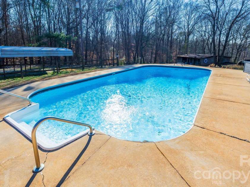 11443 Mooresville Road, Davidson, NC 28036.  MLS# CAR4329658, YatesRealty ID 2479. 