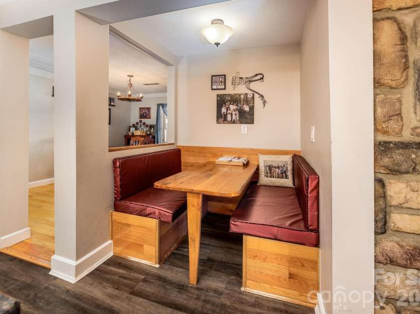 11443 Mooresville Road, Davidson, NC 28036.  MLS# CAR4329658, YatesRealty ID 2479. 