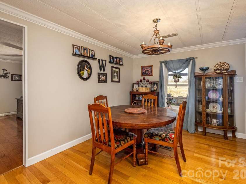 11443 Mooresville Road, Davidson, NC 28036.  MLS# CAR4329658, YatesRealty ID 2479. 