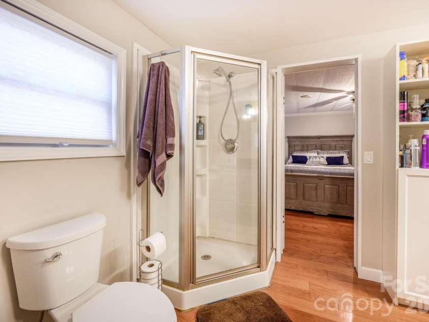 11443 Mooresville Road, Davidson, NC 28036.  MLS# CAR4329658, YatesRealty ID 2479. 