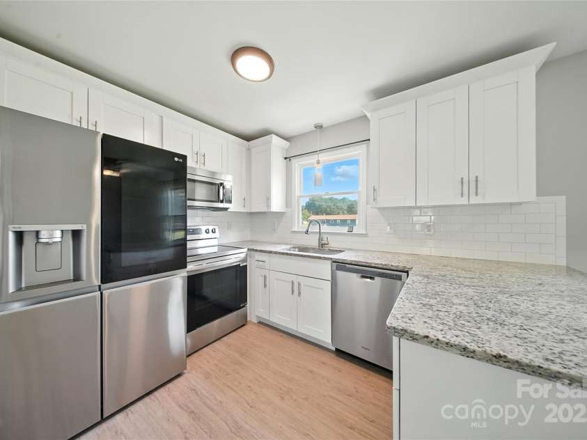 4606 Cloverwood Lane, Gastonia, NC 28052.  MLS# CAR4292902, YatesRealty ID 2479. 