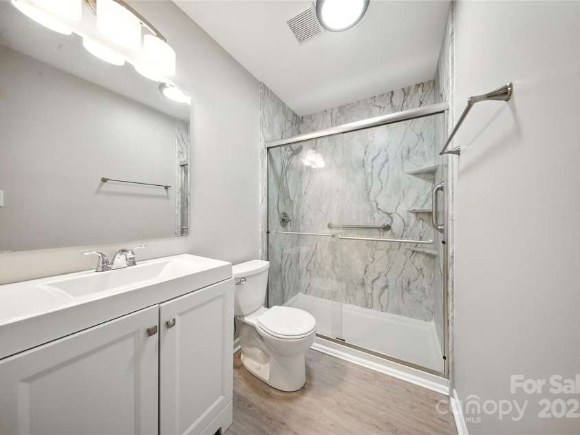 4606 Cloverwood Lane, Gastonia, NC 28052.  MLS# CAR4292902, YatesRealty ID 2479. 